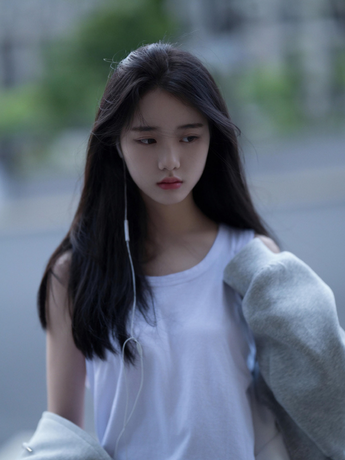 我就在外面蹭一蹭哔哩哔哩视频播放